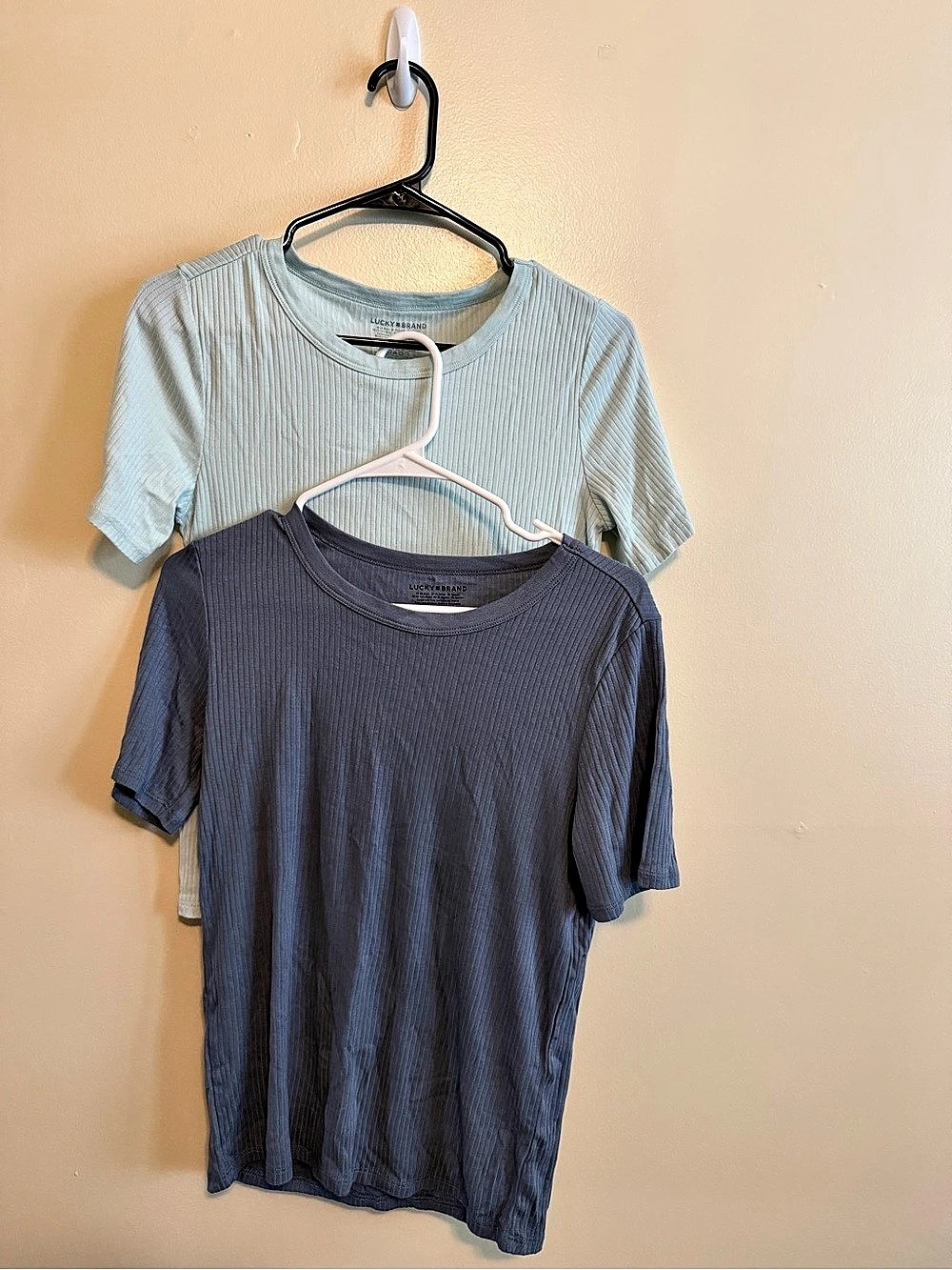 Lucky Brand Ribbed Crew Tee Short Sleeve Tees Medium Blue & Green